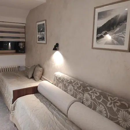 Iva Kop Konaci Kopaonik